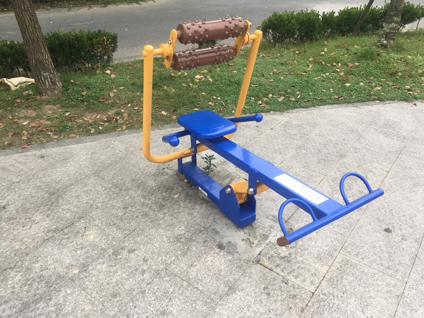 腹背屈伸訓練器