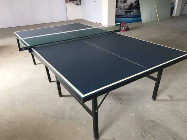 pp/1003折疊型乒乓球臺(tái)