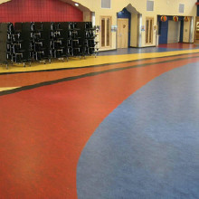 生產(chǎn)廠家供應(yīng)耀隆米格雙層拼裝地板，懸浮地板，PVC運動地板，價格公道，售后完善，西安市區(qū)可上門勘察現(xiàn)場，送貨上門施工