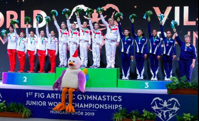 運(yùn)動(dòng)場(chǎng)